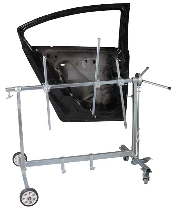 These paint stands are highly effective for car repairing workshop.