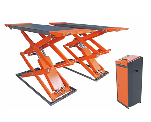 SMALL SCISSOR LIFT